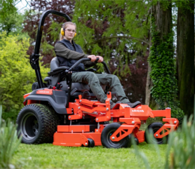 Газонний трактор Ariens Apex Газонний трактор Ariens Apex